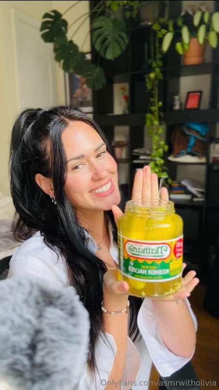 New Pickle ASMR :) Do you like pickles? 