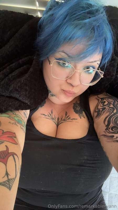 Just a little spam for y'all showing off my new tattoo ^.^