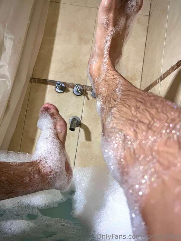 tomstr8boi image #0
