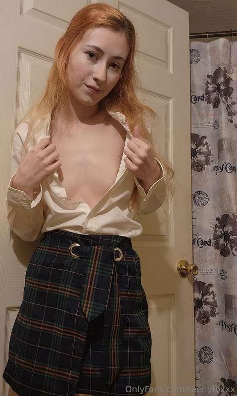 teenyfoxxx image #2