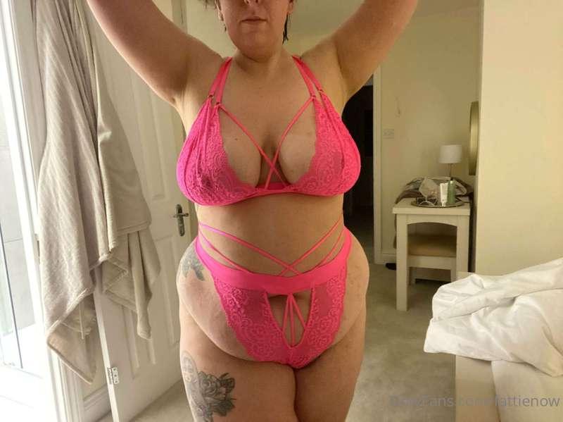 feedmephoebe image #3