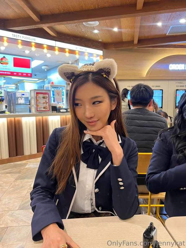 🤭 The cutest thing you’ve seen today.