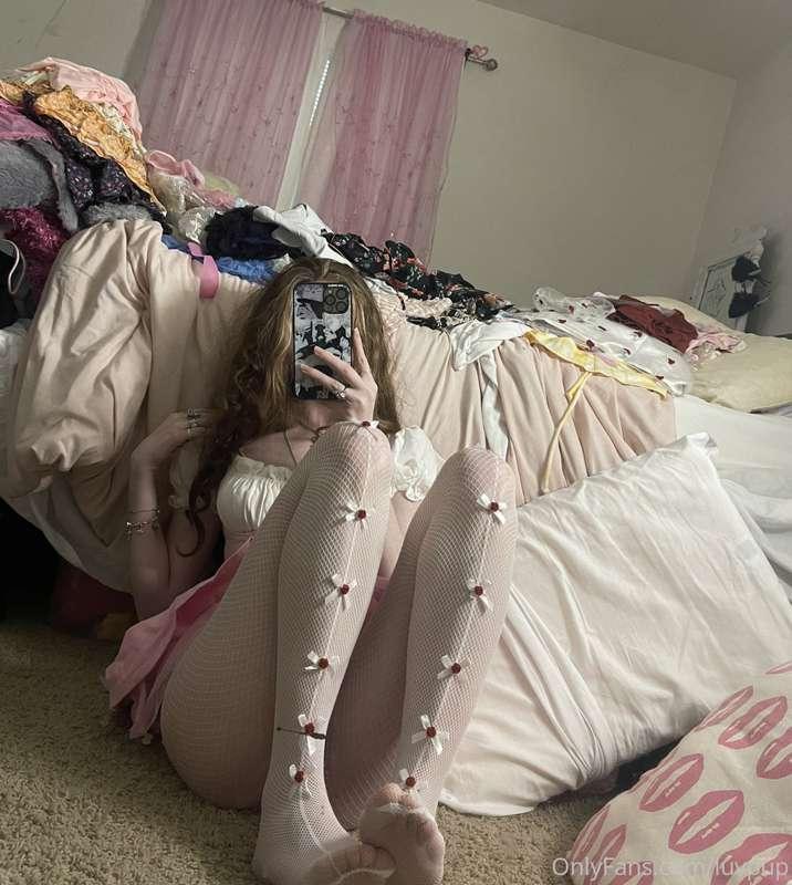 trying on clothes ^-^ thinking about sending out some cute p..