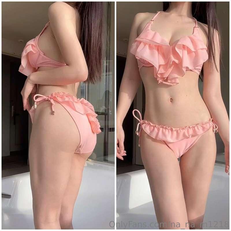 I'm in the mood for summer 🛟💗

I'll leave you in a frilly sw..