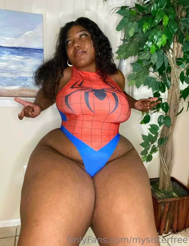 This spidergirl outfit barley covers my bbw pussy 🐱🙈🔵🔴🕷️