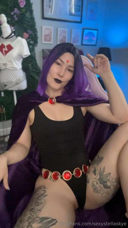 Raven won’t take no for an answer 😈