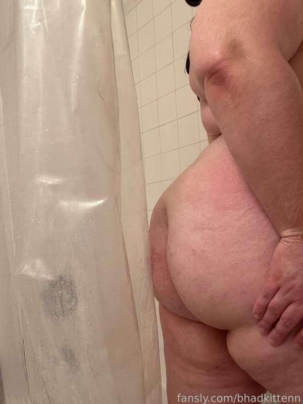 bhadkittenn image #3