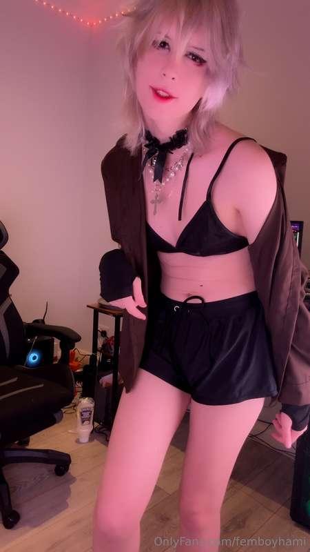 femboyhami image #0