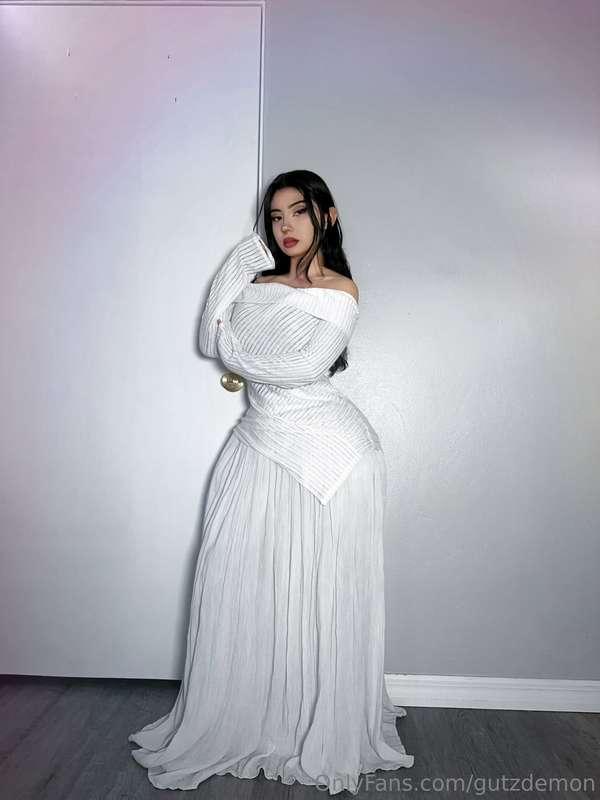 You know I love to tease 😌 
Hope you like my ass in white 🤍