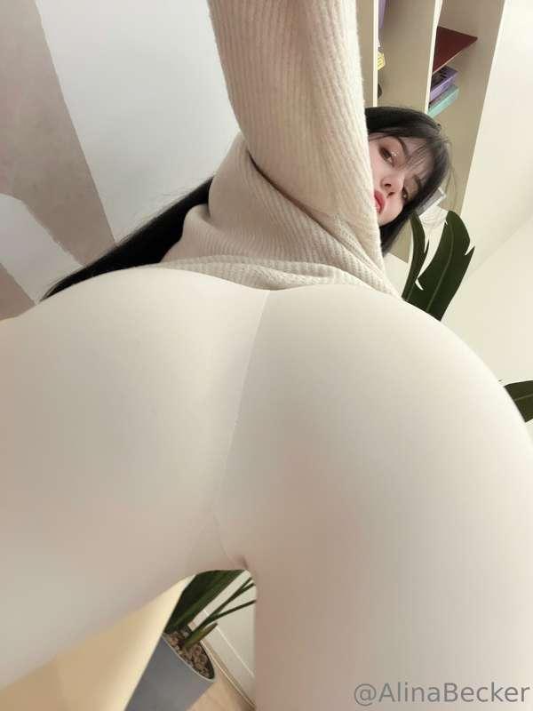 Should I pull these pants down ? <(￣︶￣)>