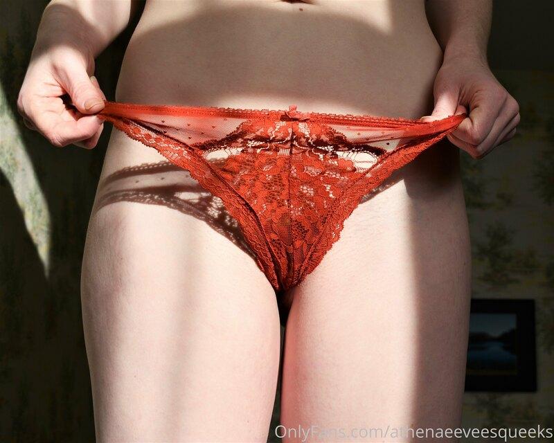 athenaeeveesqueeks image #0