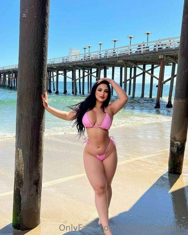 i need a cabana boy to keep me lotioned