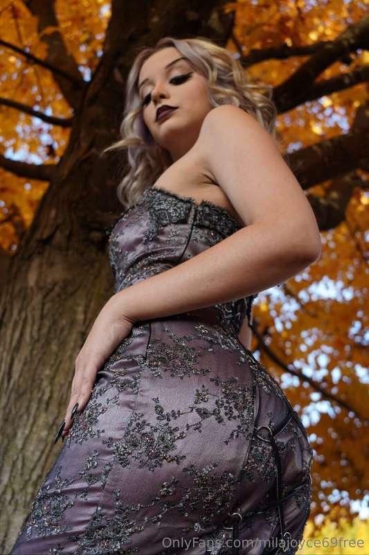 Sub to my VIP page @milajoyce69 if you want 4 FREE VIDS EVER..