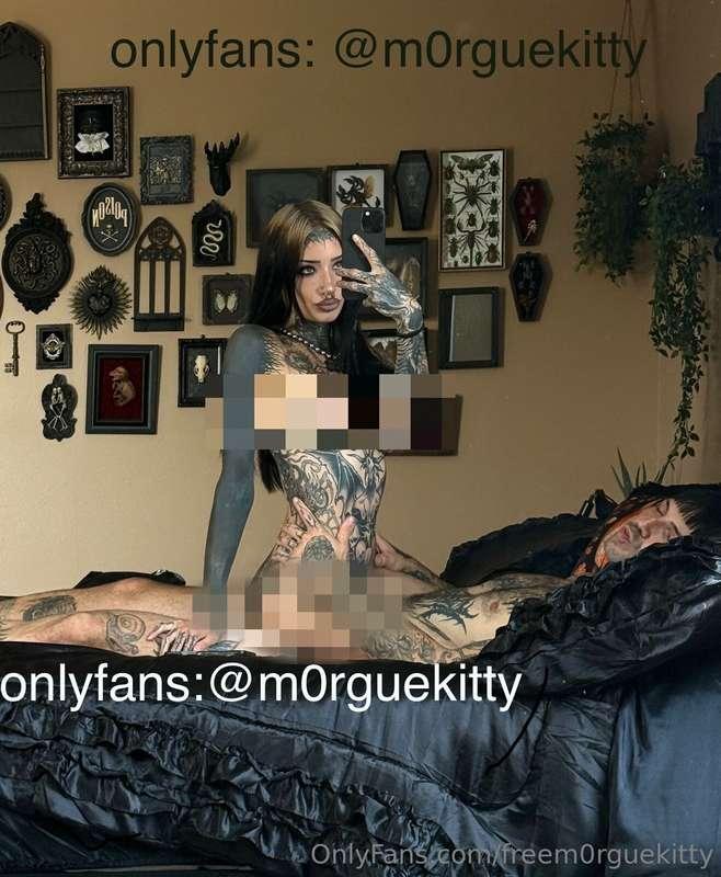 watch me get fucked and used like a slut on my main page @m0..
