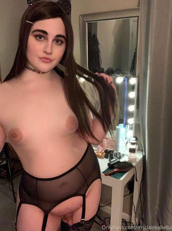 msclaireabella image #0