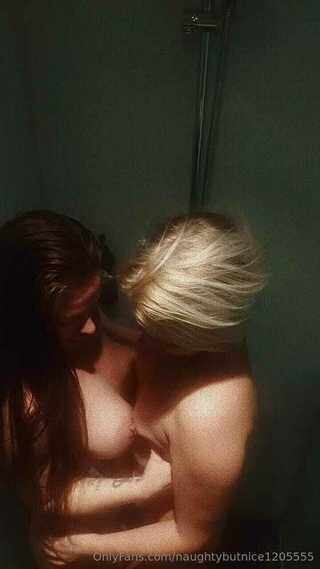 Love her boobs 🥵