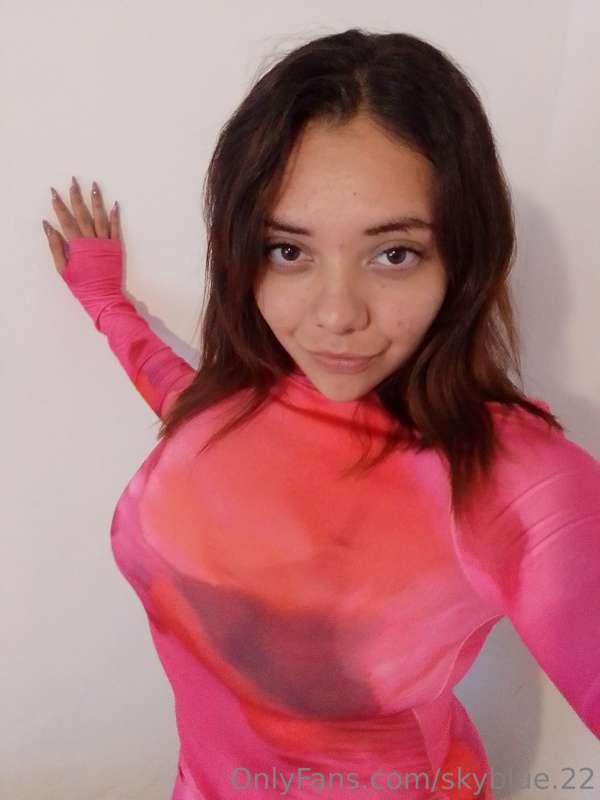 ✨😻Trying on my new Pink dress💕😻✨
What do you think?
🍑Would y..