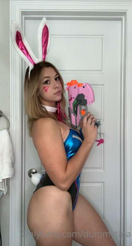 i know you’ll cum watching this bunny tail bounce🥵