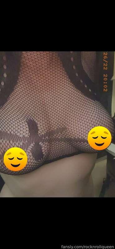 rocknrollqueen image #3