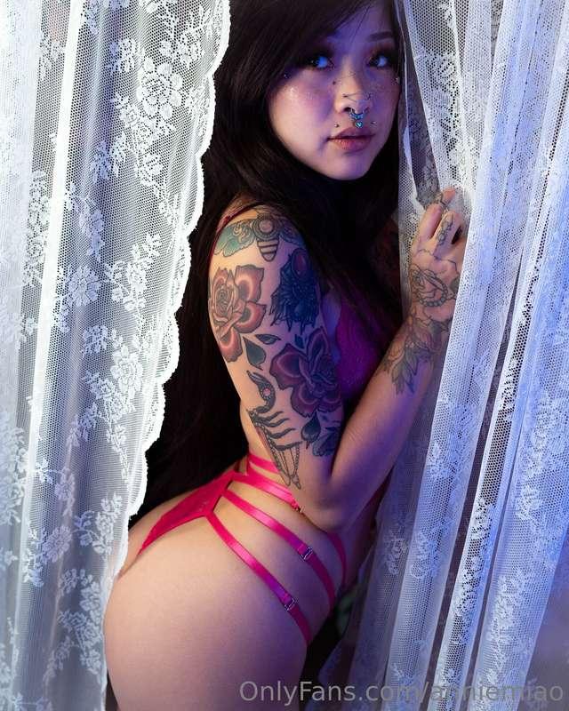 Did i catch you staring at something 🍑💕