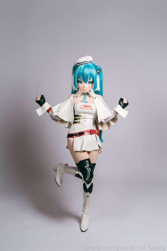yuzuki_no_fansly image #4