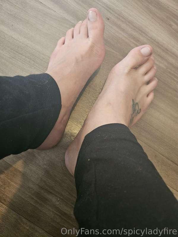 My poor feet have been so busy recently! 
Come rub my feet? ..