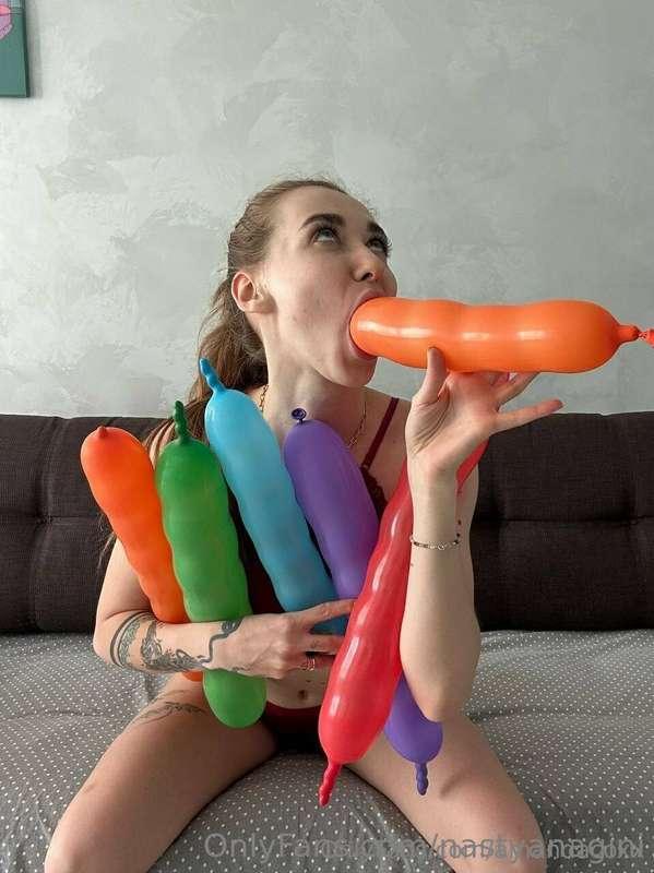 FREE SUBSCRIPTION 💜Wet and hot lera loves it when you look a..