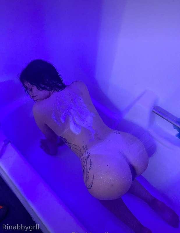 🥴