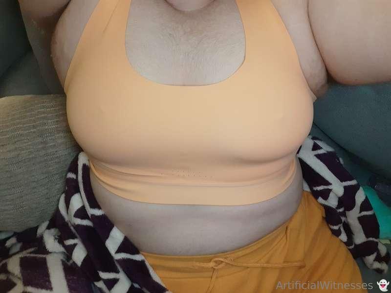 Do you like this bra better on or off me? 😉