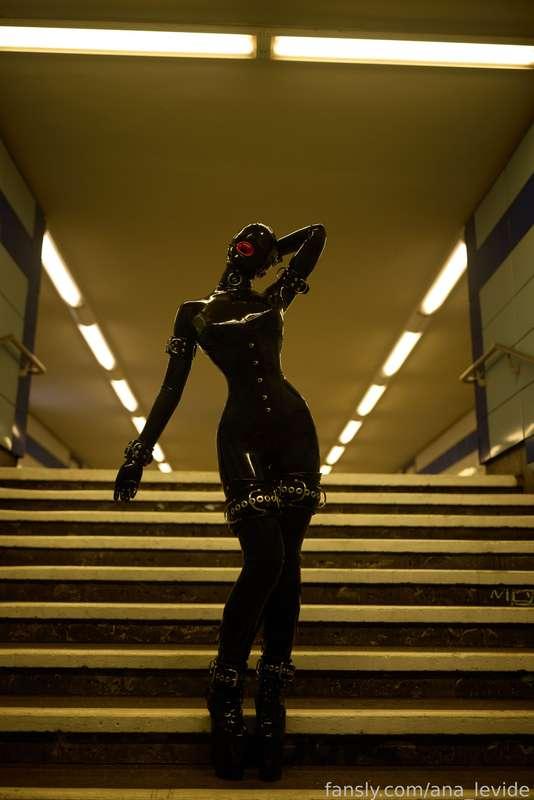 ana_levide image #127