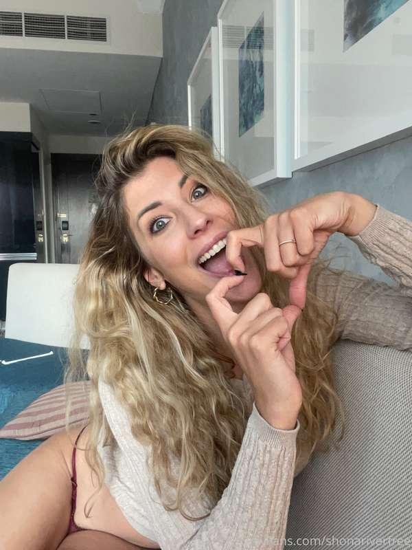 Hii guuys!🥰
On my paid site i have a really good offer for y..