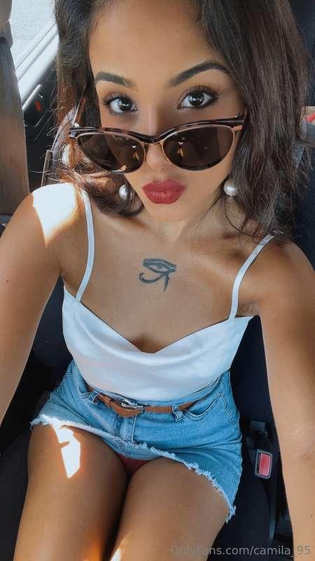 got a baddie pic to make your day! 😘