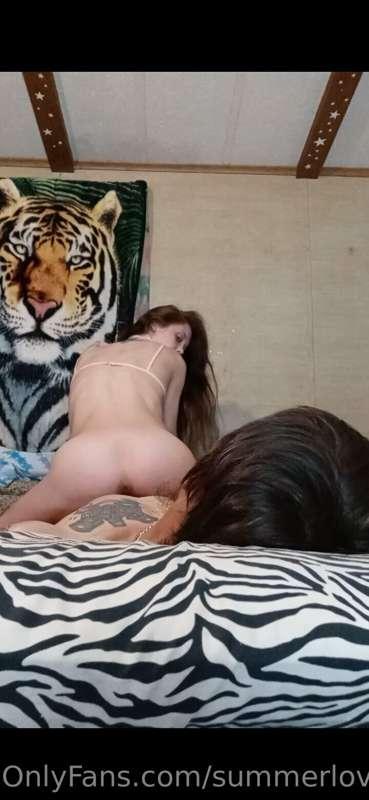 Several different positions until he came in my mouth 🤤🤤
Ove..