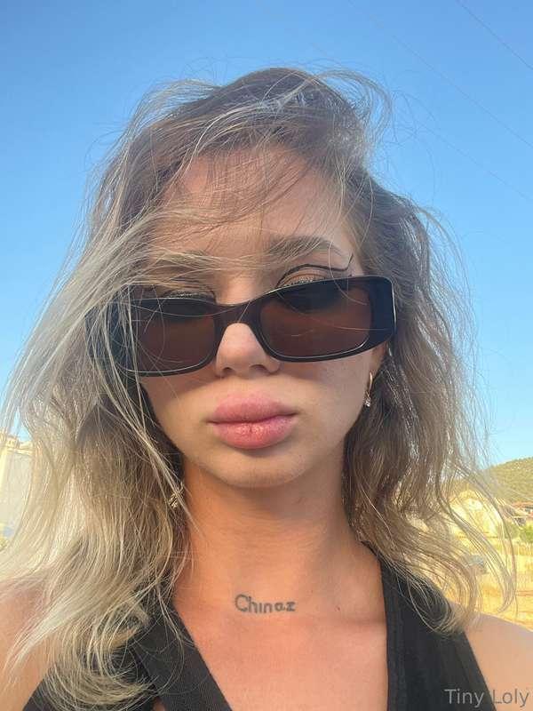 U R so bright, I even put on my glasses))😎😎😎💋😘