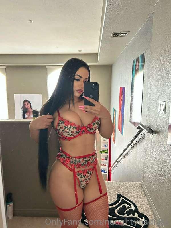 How do my tits look in this?