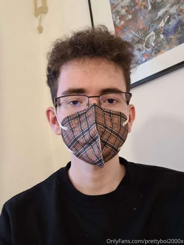 prettyboi2000x image #3
