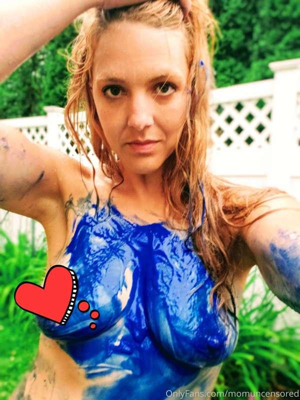 10 photos from past photoshoots (no nudity)