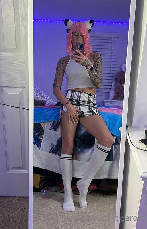 Little photo dump, I can’t wait to dress like a whore in the..