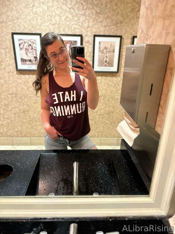 The side boob on this shirt is ungodly omg 🥵