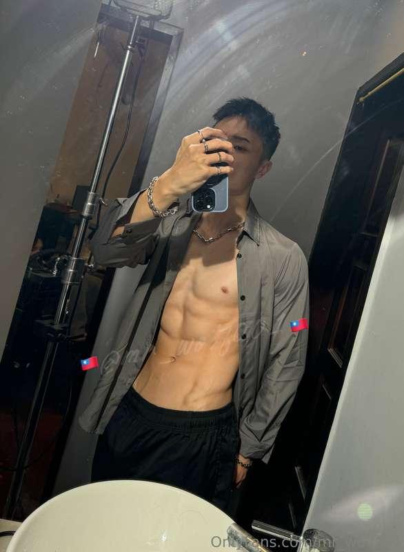Too tempting to ignore, too dangerous to resist 🤭