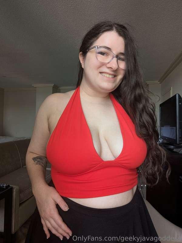 I love v neck shirts :)
