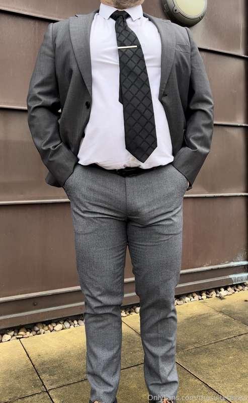thesuitedboss image #3
