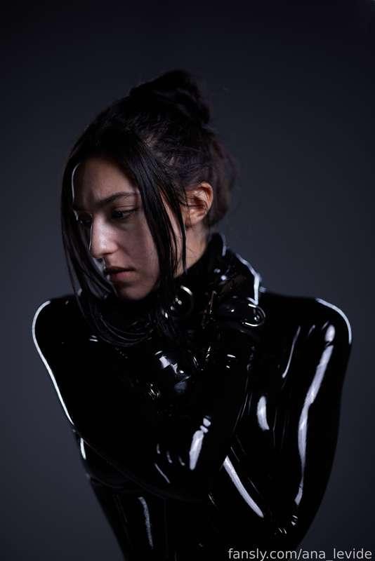 ana_levide image #345