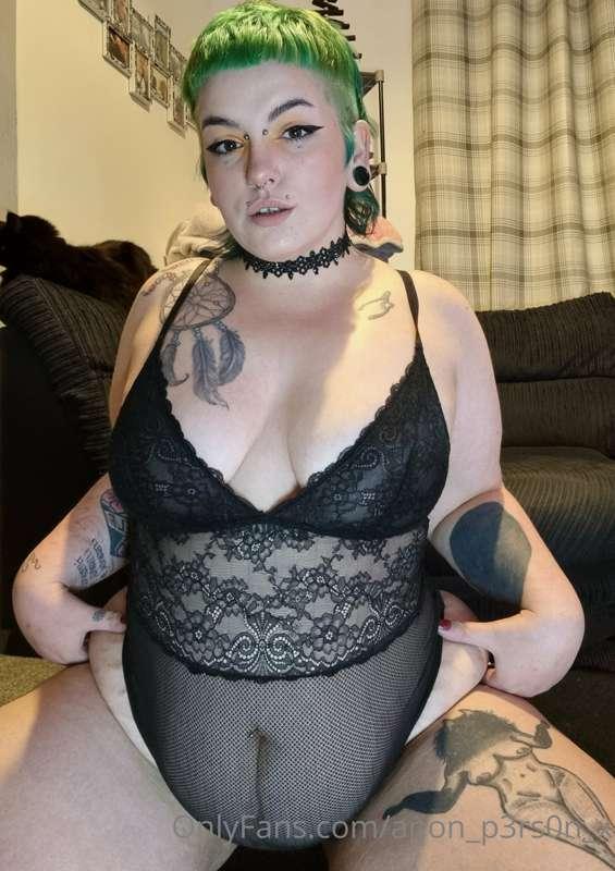 little.m0th image #0