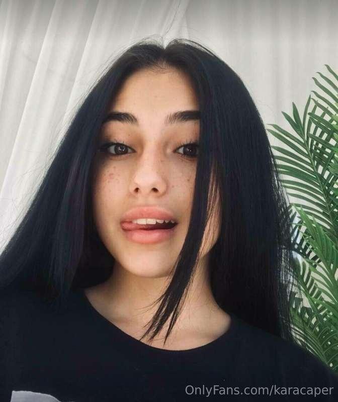 Free subscription 0$ 💚@bellacakexx she is looking for a big ..