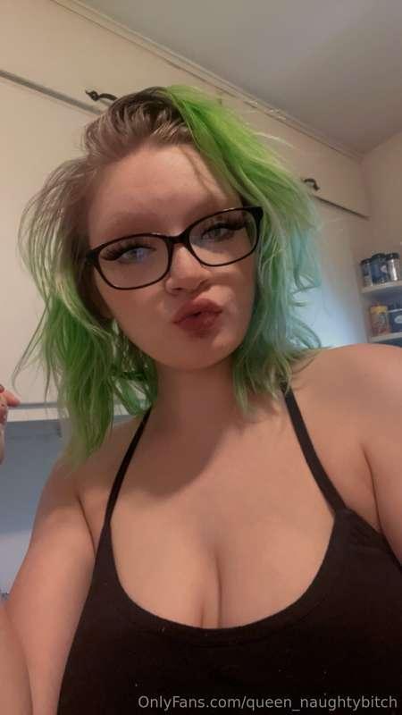 queen_naughtybitch image #4