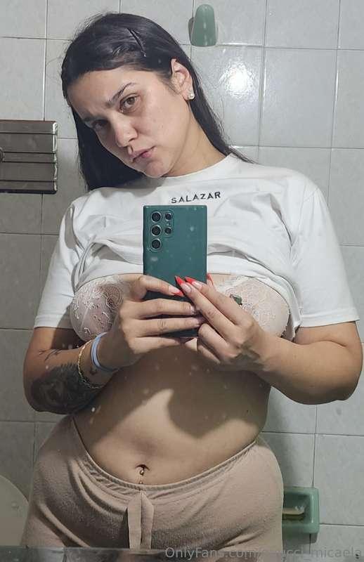 Hi daddy, shall we play? 🙈