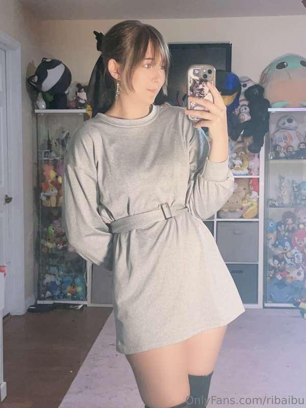 Would you go on a date with me if I wore this? 😅