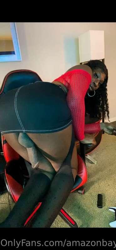 SUCK IT FROM THE BACK