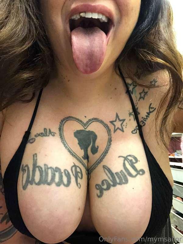 🐶
